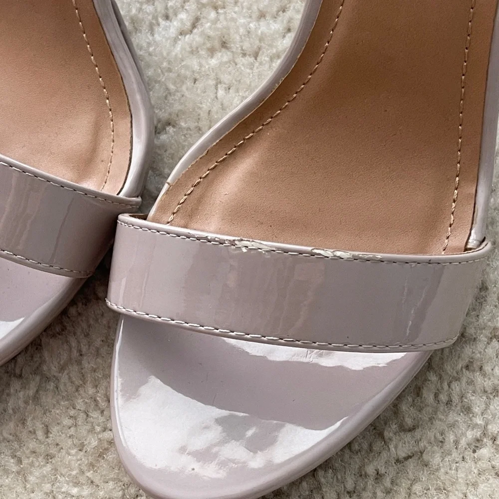Elegant Women's Strappy Heels - Nude and Navy 10Wide